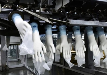 Vì Sao Cần Làm Sạch Khuôn Trước Khi Sản Xuất Găng Tay Nitrile